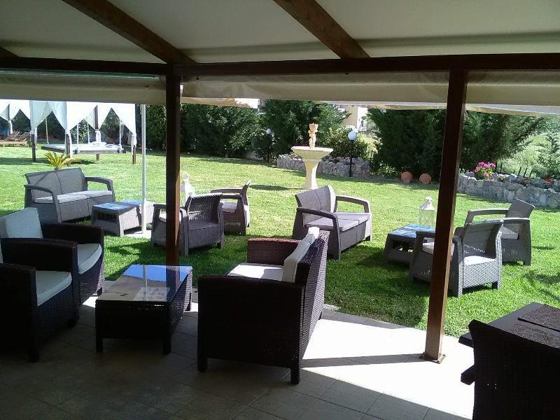 Eleni'S Garden & Castello Suites อลิกานาส ภายนอก รูปภาพ